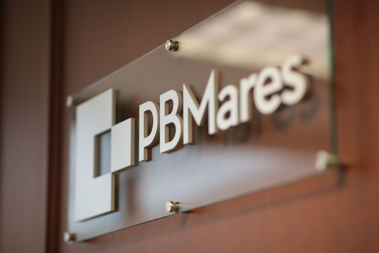 pbmares logo sign