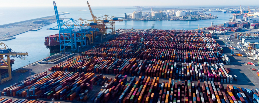 Navigating Tariff Uncertainty in the Construction Industry 1 CRE Tariffs